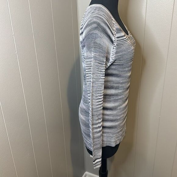 Rag & Bone gray/blue marled lightweight open knit scoops neck sweater. Small - Picture 3 of 8